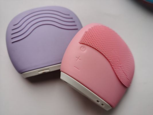 Massaggiatori facciali Silicone elettrico per la pulizia del viso Scrubber per esfoliante