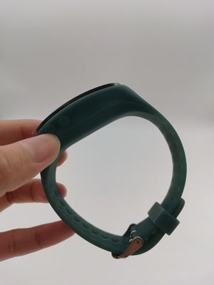 Braccialetto in silicone Pedometro fitness Orologio passo contatore Alimentato da batteria