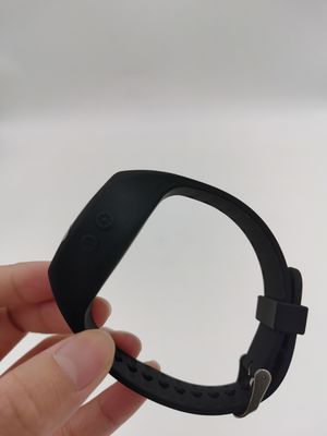 Unisex Digital Step Counter Wristband Fitness Tracker in silicone con batteria 2*LR1130