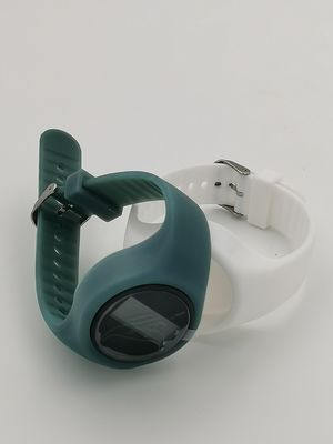EMC ROHS Reach Certified Slim Pedometer Bracelet Distanza fino a 1999.99Km/1263.99Miles
