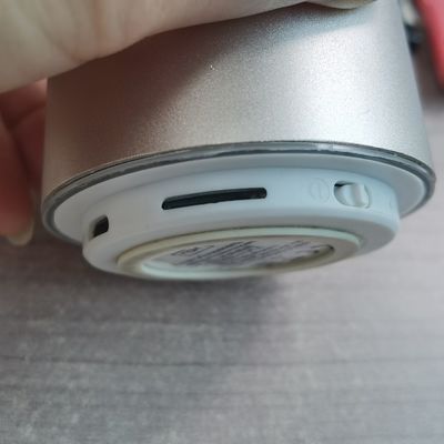 Professionale senza fili portabile Bluetooth altoparlante senza fili DC5V 1A con radio FM