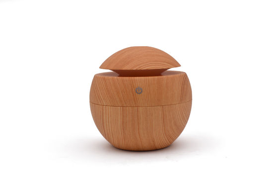 Diffusore di design minimalista elegante con finitura a grano di legno e base antiscivolo